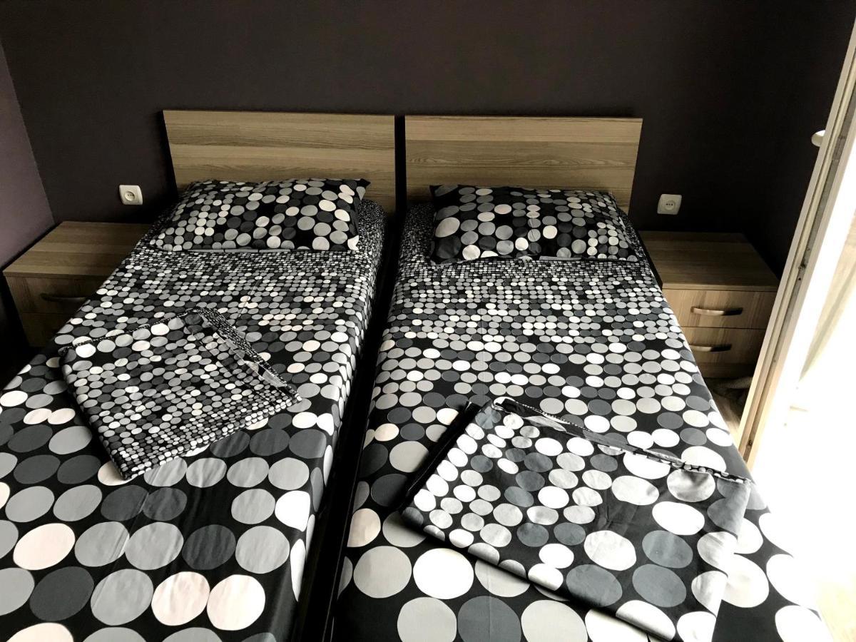 Dimi Apartment Гоніо Екстер'єр фото